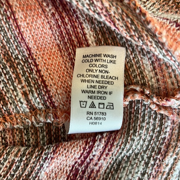 MAURICES Striped Sweater Hoodie Pink Shades Size Medium - Picture 7 of 7